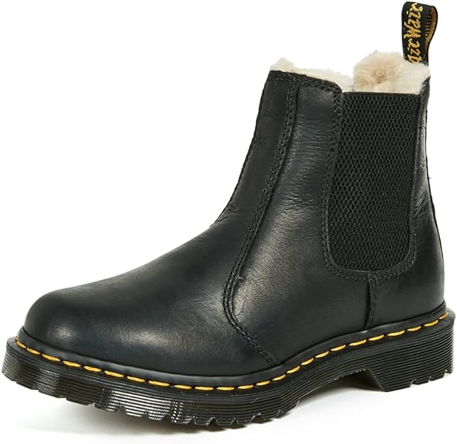 Why Dr. Martens Women’s 2976 Leonore Chelsea Boot is a Winter Wardrobe Essential